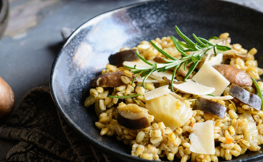 Risotto met paddenstoelen, venkel en Parmezaan