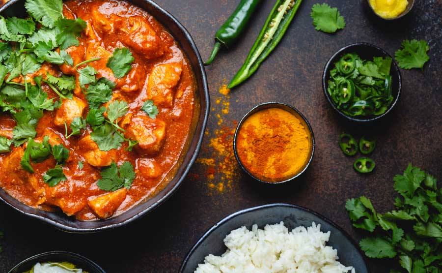 Vegetarische kip tikka masala met basmatirijst